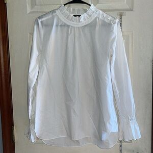 Ann Taylor-S-white-ruffled neck&cuffs, 3 buttons on the shoulder, shirt/blouse.